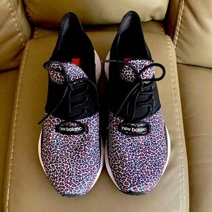 New Balance Women’s ROAV Running Shoe Size 10
